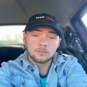 Meet your Posher, Austin